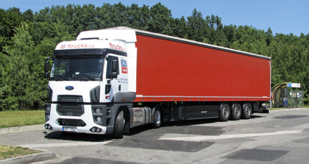 Zkoušená osmanská „Eurosouprava“ – tahač Ford 1848T EU6 4x2 s novým lehkým návěsem Schwarzmüller se zdvihatelnou první nápravou AutoDrop Zkoušená osmanská „Eurosouprava“ – tahač Ford 1848T EU6 4x2 s novým lehkým návěsem Schwarzmüller se zdvihatelnou první nápravou AutoDrop