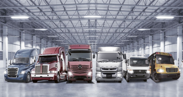 Daimler AG celosvětově vyrábí a dodává svým zákazníkům na půl milionu nákladních a užitkových vozidel ročně. Daimler AG celosvětově vyrábí a dodává svým zákazníkům na půl milionu nákladních a užitkových vozidel ročně.