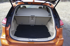 Nissan – Zavazadlový prostor v pětimístné verzi nabídne v základu objem 560 litrů
