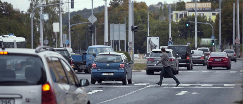 Mezi nejohroženější &quot;druhy&quot; v městském provozu patří chodci, cyklisti a motocxyklisti.