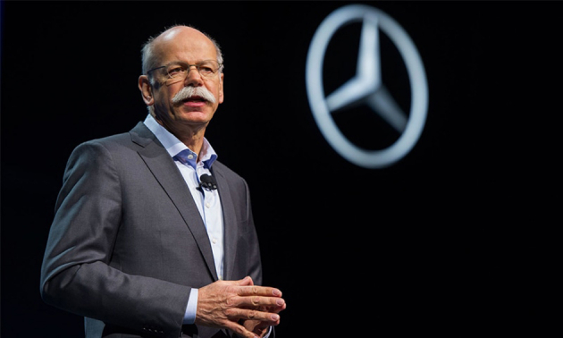 S odchodem Dietera Zetscheho do starobního důchodu končí jedno velké, dlouhé a úspěšné období koncernu Daimler AG a nastává nová, přejme si, stejně úspešná doba. S odchodem Dietera Zetscheho do starobního důchodu končí jedno velké, dlouhé a úspěšné období koncernu Daimler AG a nastává nová, přejme si, stejně úspešná doba.
