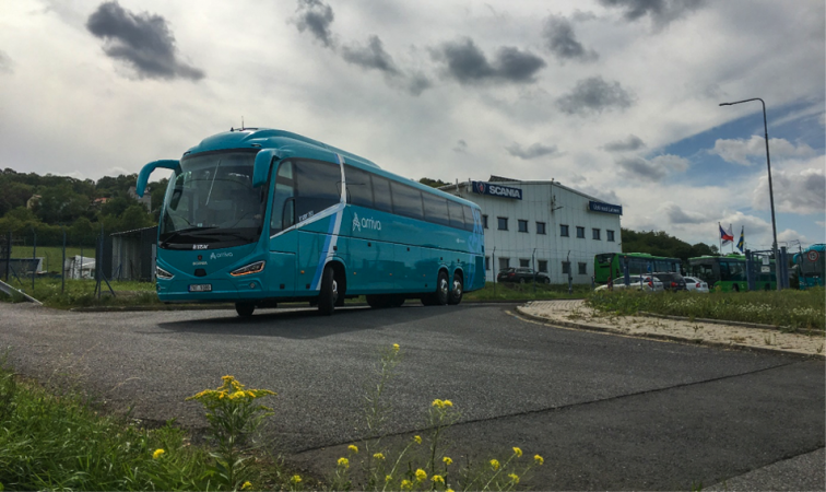Nové luxusní autobusy Scania Irizar i6s budou jezdit na trase z Prahy do Teplic.