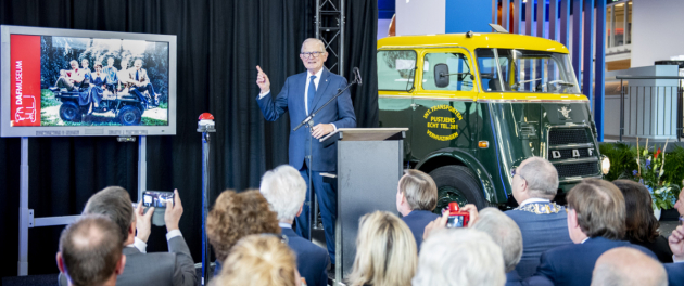 Profesor Pieter van Vollenhoven, člen nizozemské královské rodiny, v pátek 8. listopadu oficiálně otevřel nové Muzeum DAF. 