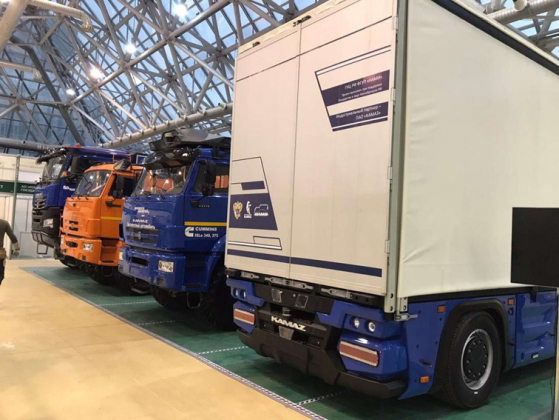 Kamaz 3373 Člunek. Kamaz 3373 Člunek.
