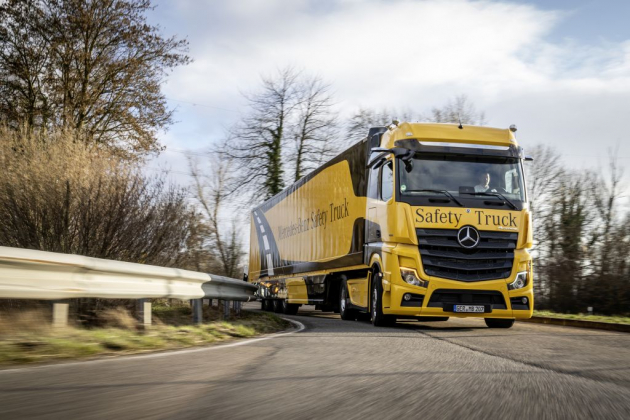 Mercedes-Benz Actros Mercedes-Benz Actros