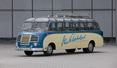 Model S 8 byl uveden na trh v roce 1951 a byl prvním vozem značky Setra Model S 8 byl uveden na trh v roce 1951 a byl prvním vozem značky Setra