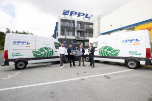 Mercedes-Benz rozšířil flotilu PPL elektromobily eSprinter 