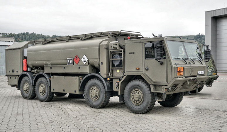 Cisternové vozidlo CAPL-16M1 na podvozku TATRA FORCE 8x8.