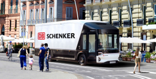 DB Schenker urychluje elektrifikaci vozového parku díky spolupráci s Volta Trucks 