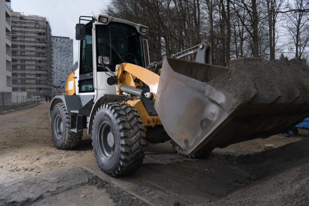 Pro stavební stroje jsou určeny pneumatiky Goodyear POWERLOAD 