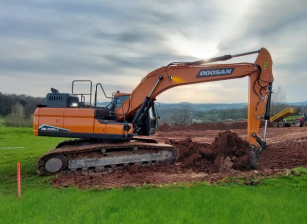 Pásové rypadlo Doosan DX225LC