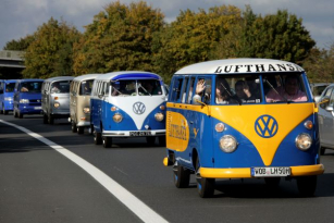 Přehlídka automobilů VW