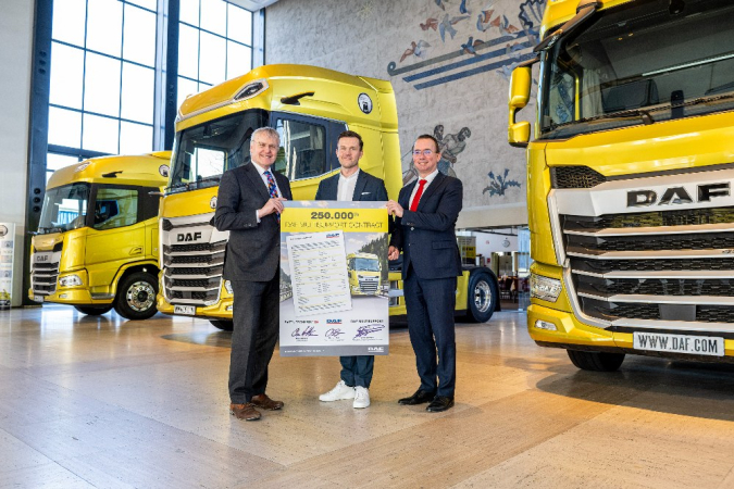 01-250000th-daf-multisupport-repair-and-maintenance-contract-(1).jpg