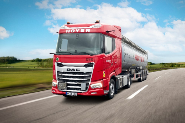 daf-xg-tractors-for-global-liquid-products-transporter-hoyer.jpg