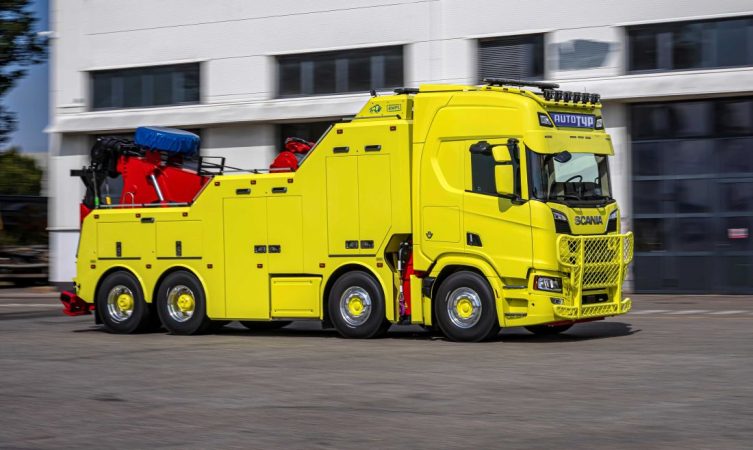 Scania odtahový speciál