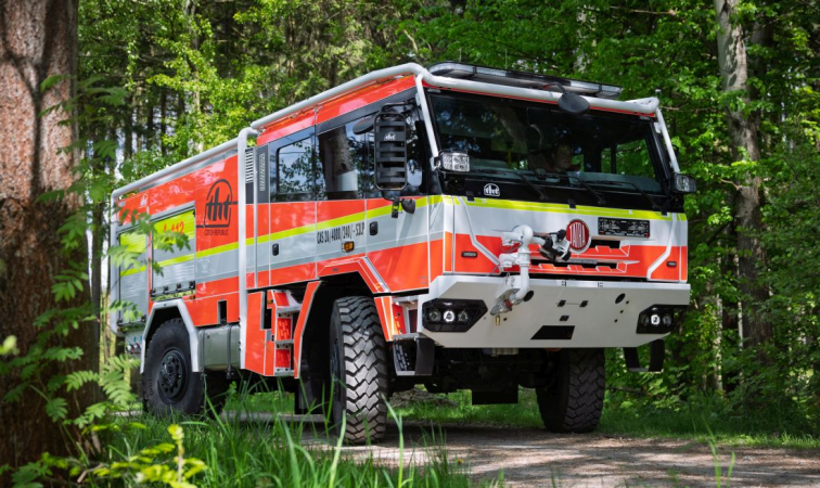Tatra Force hasičský speciál