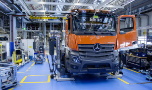 Mercedes eActros 400