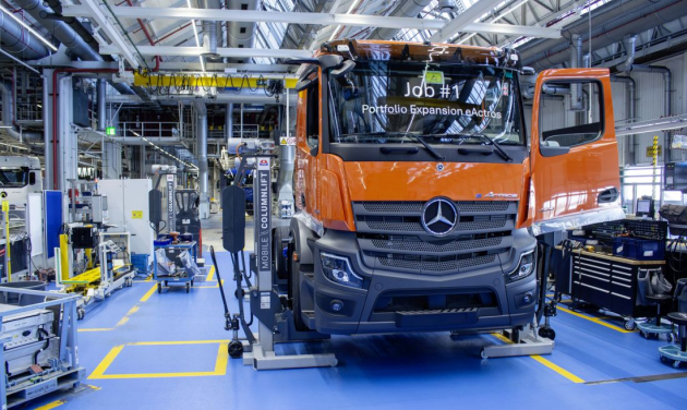 Mercedes eActros 400