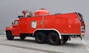 KHA 32 Tatra 148 6x6