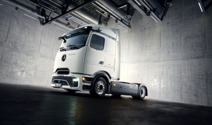 Mercedes eActros Lowliner